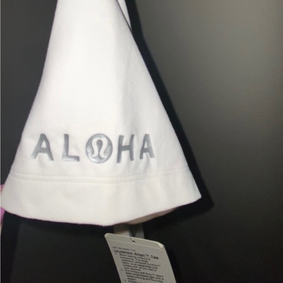 Lululemon Aloha Align Top RARE, NEW WITH TAGS! - Picture 2 of 4